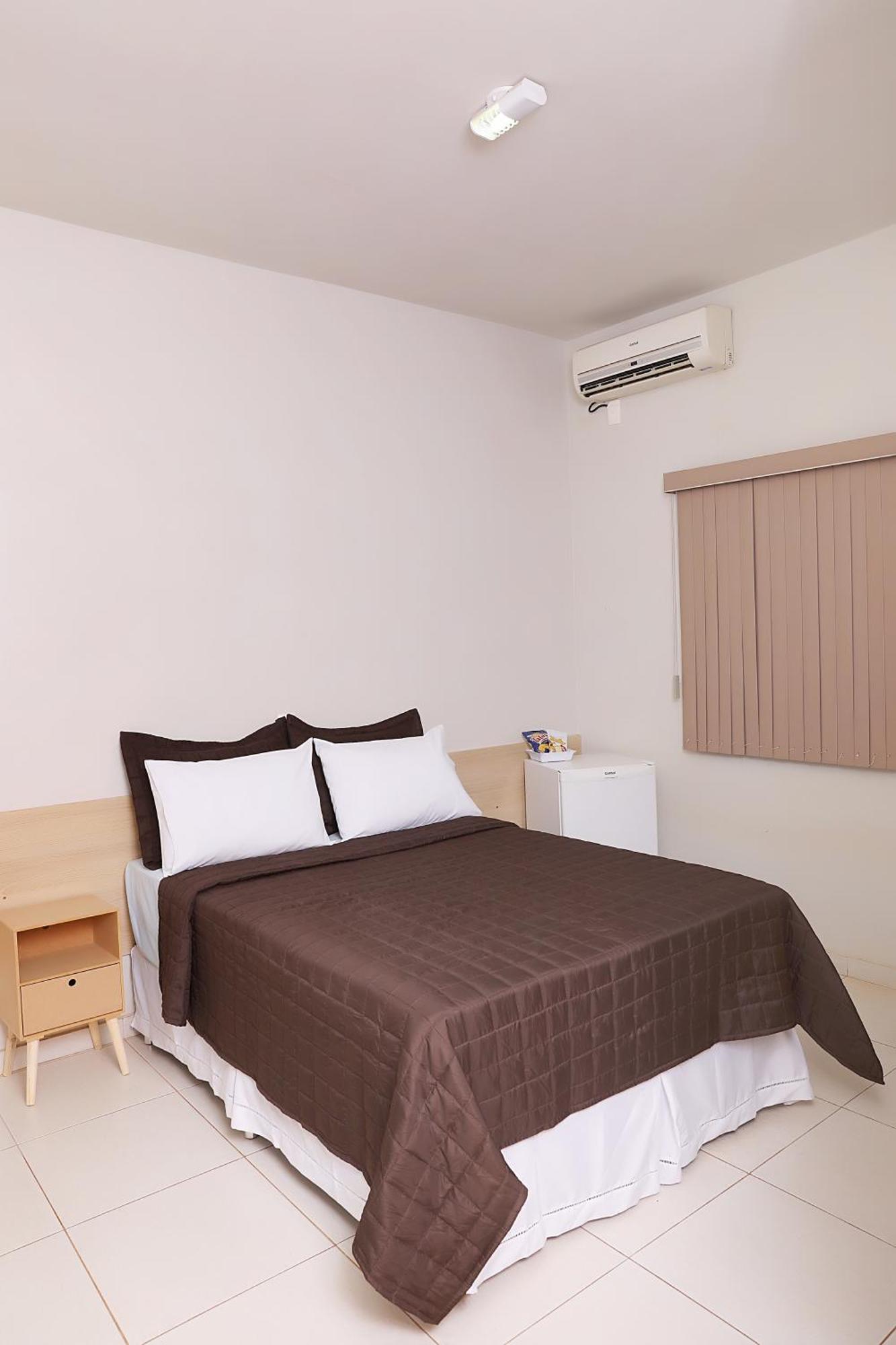 Hotel Borges Quirinopolis ภายนอก รูปภาพ